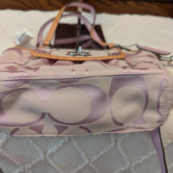 Coach Vintage Small Pink Bag NWT - Picture 11 of 12